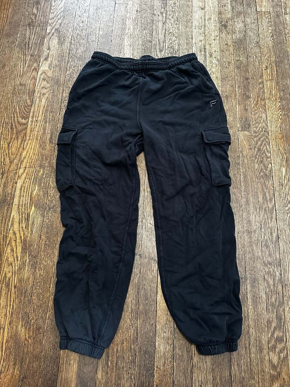 Fabletics Cargo Jogger Sweatpants Black Size L-T Gym Workout Lounge Casual